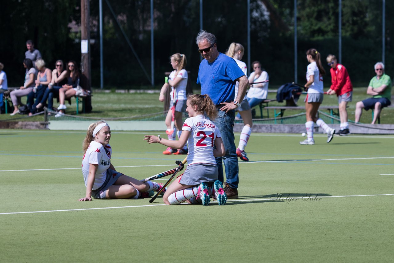 Bild 41 - B-Juniorinnen Der Club an der Alster - THC Altona Bahrenfeld : Ergebnis: 4:0